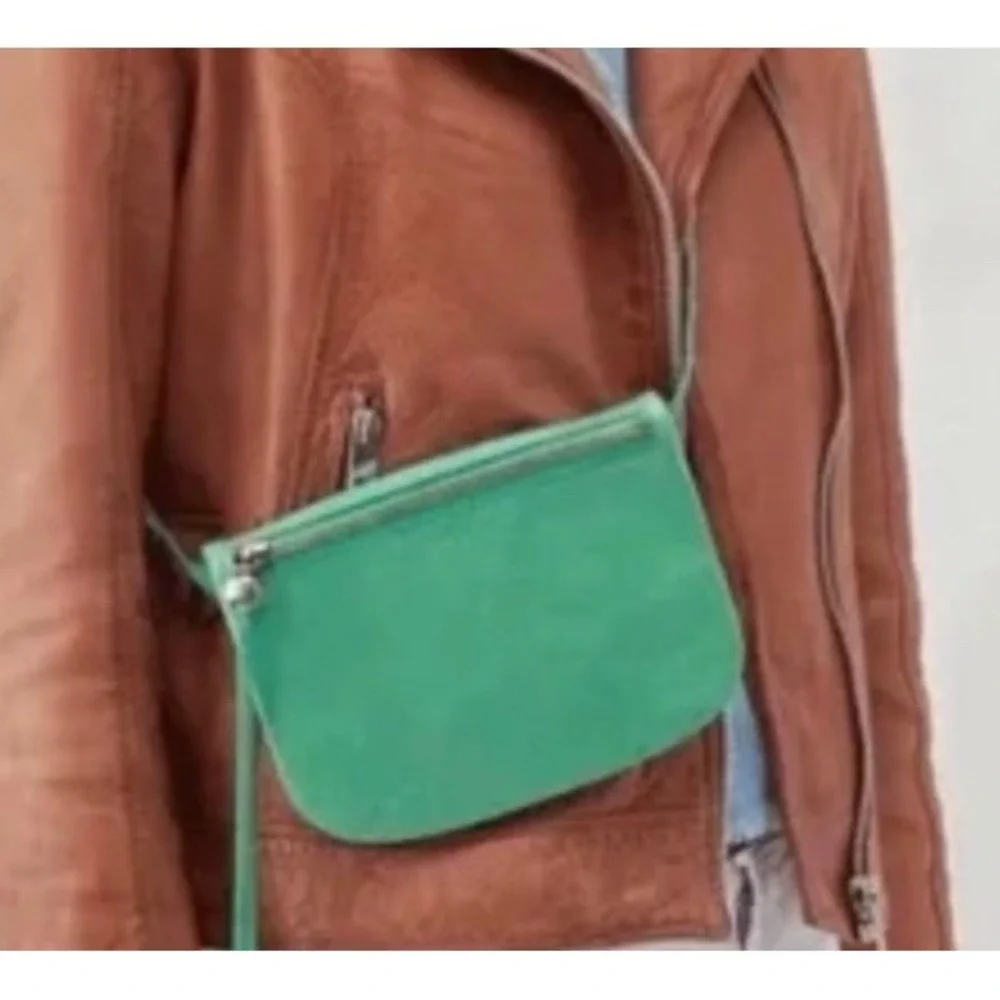 Hobo Saunter Purse Mint Genuine Leather Belt‎ Bag Crossbody Zipper Shop Vacation
